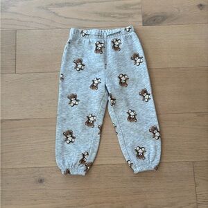 H&M toddler grey bear print sweatpants, size US 2T